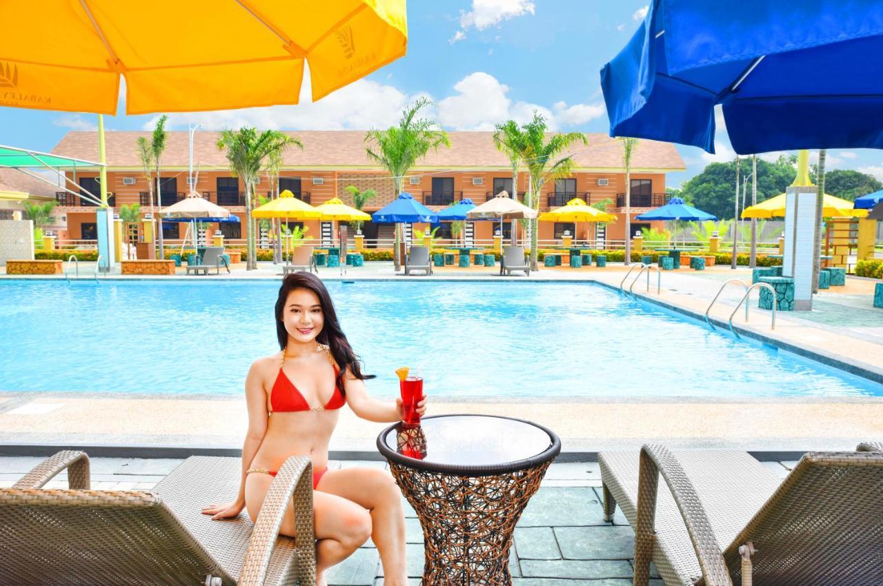 Kabaleyan Cove Resort Powered By Cocotel San Carlos  Esterno foto